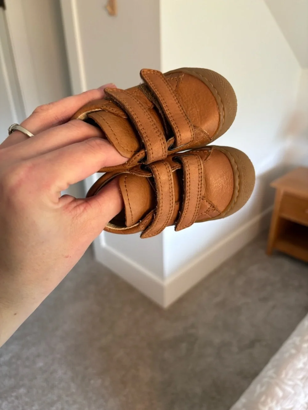 Naturino Tan Leather First-Step Shoes with Double Straps